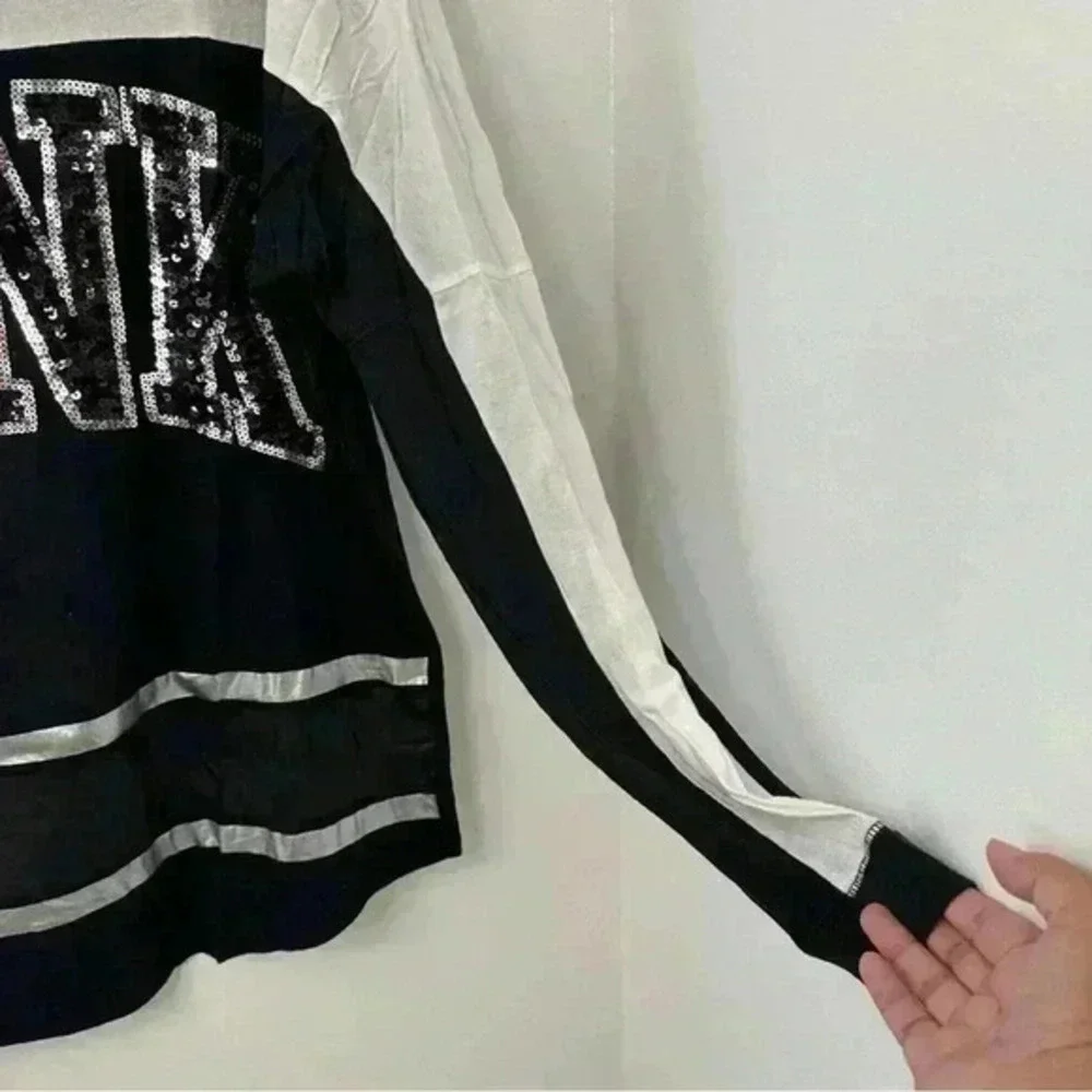 PINK Victoria Secret Long Sleeve Crewneck Women’s Sz Small Bling Black and White